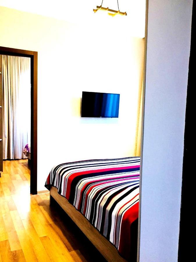 Apartment Near The Sea 1 Kobuleti Bagian luar foto
